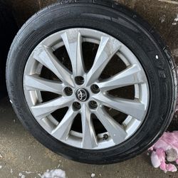 2018 Camry LE Wheels 