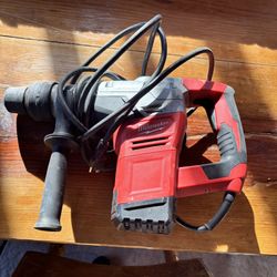  Milwaukee ROTARY HAMMER - 1-9/16" (40mm SDS-MAX)
