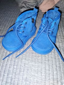 Blue kids Size 6 Uggs
