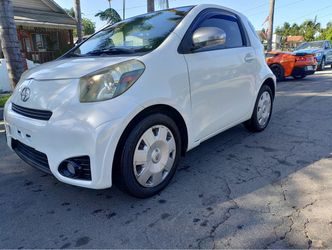2013 Toyota Scion IQ