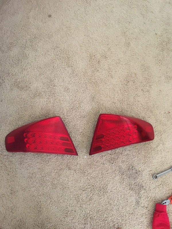 Oem 03 Infiniti g35 sedan tail lights