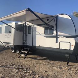 2020 Braxton Creek Camper 