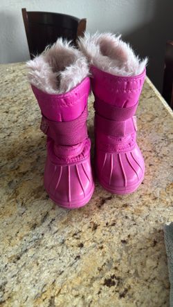 Snow Boots Size 2