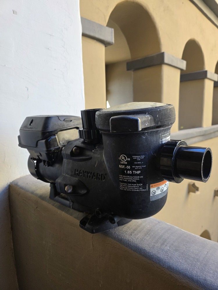 Hayward Tristar 900