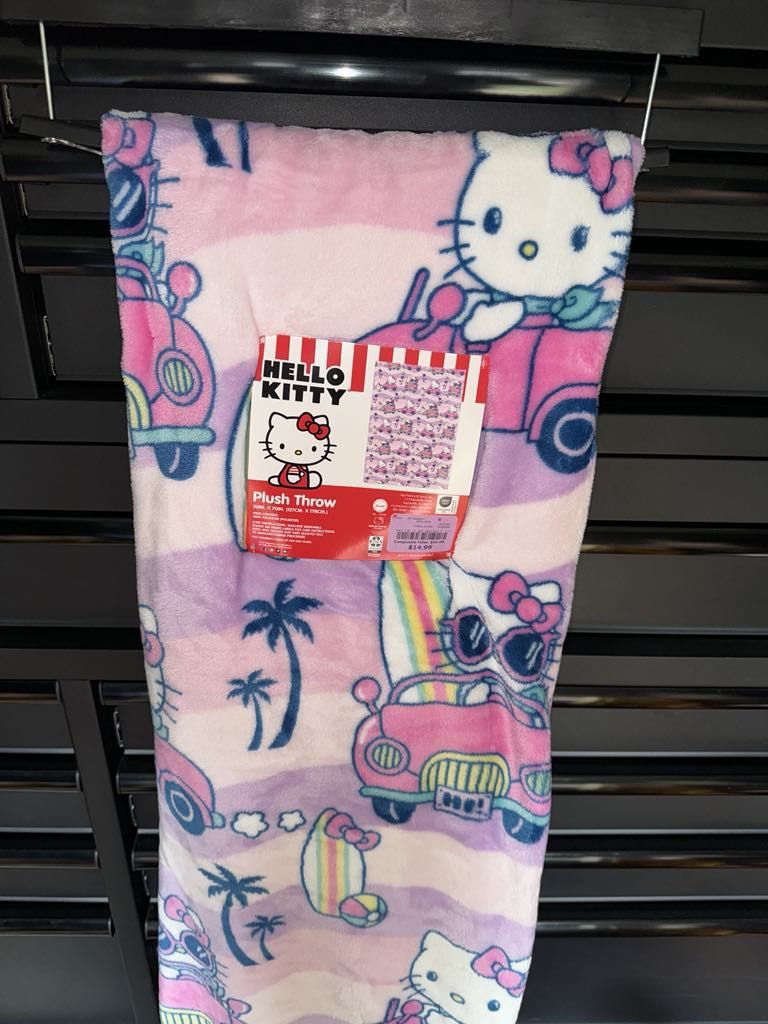 Hello Kitty Blanket