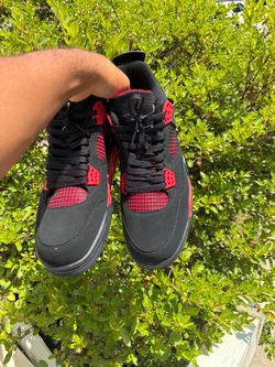 Jordan 4s for sale size 10 110$