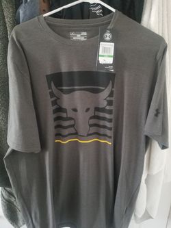 Under Armour x The Rock T-Shirt sz: Large