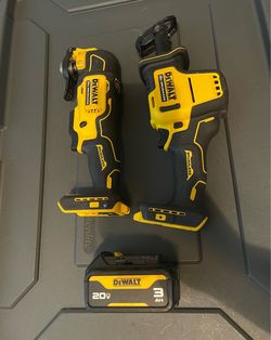 DEWALT ATOMIC 20V Cordless Reciprocating Saw & Dewalt Multi tool + 3.0 battery