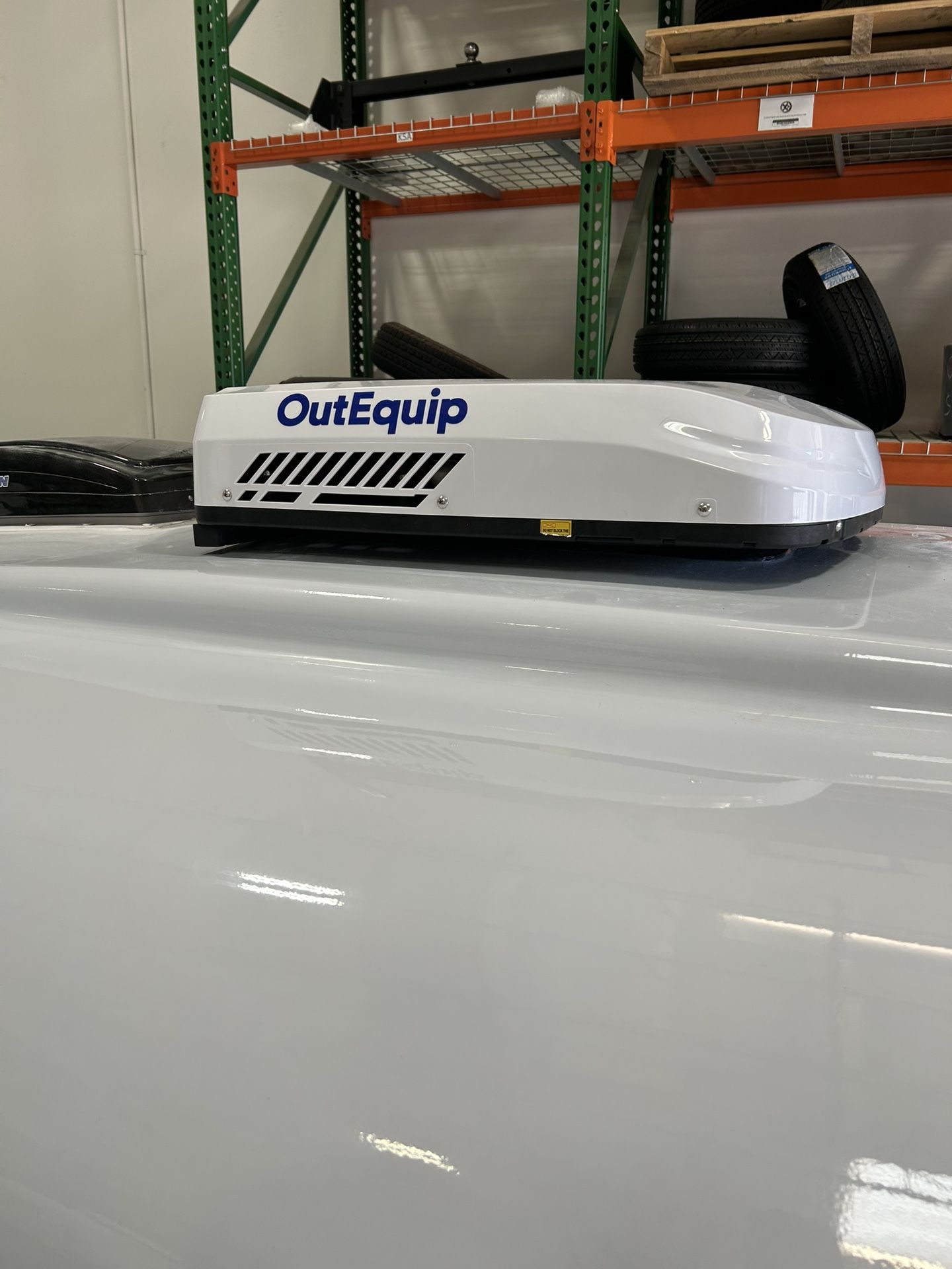 12v OuEquip AC