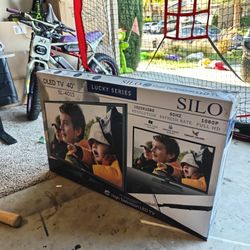40" SILO Flat Screen TV