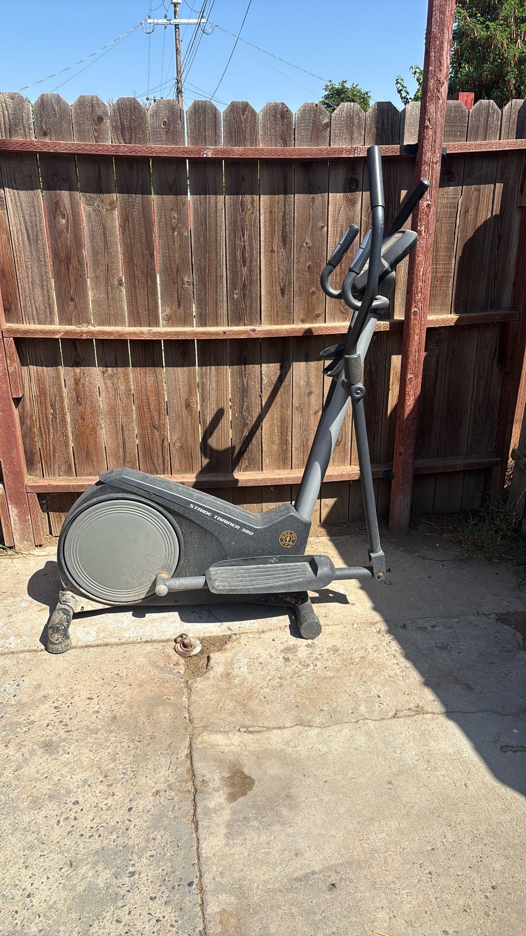 Gold’s Gym Stride Trainer