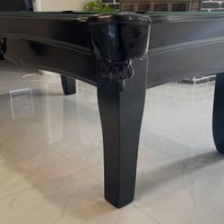 Pool Table 8ft ( Free Delivery & Set Up & New Color Felt Of Your Choice )