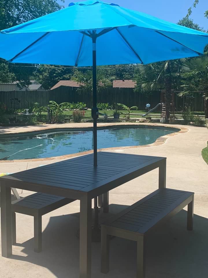 Outdoor Dining Set With umbrella