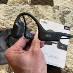 Shokz Open Run Mini Black Headphones (50% OFF $129.99/$64.99 or OBO) 