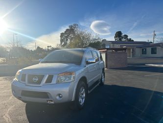 2012 Nissan armada