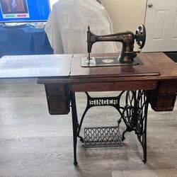 Antique Singer Sewing Machine Sphinx Model Treadle Base