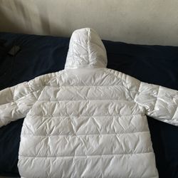 Guess puffer