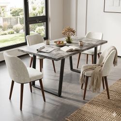 Brand New Modern Dining Table With 4 Chairs 
