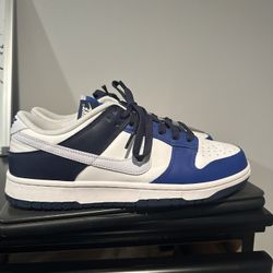 Nike Dunk Low – Blue/White – Men’s Size 9– Used