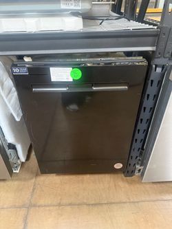 Maytag 24-Inch Built-In Dishwasher Black
