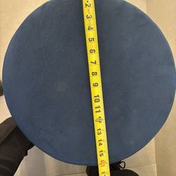 SMALL NAVY BLUE STOOL