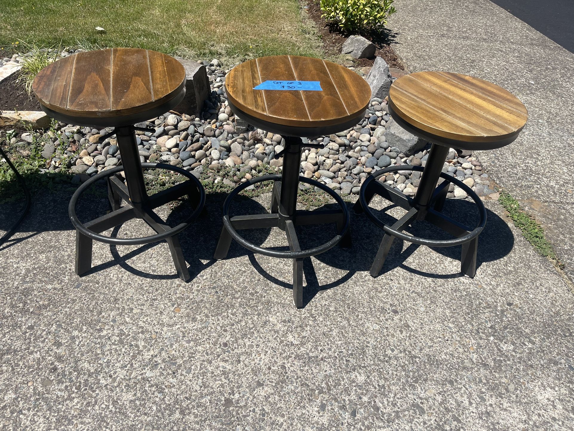 Bar Stools / Chairs