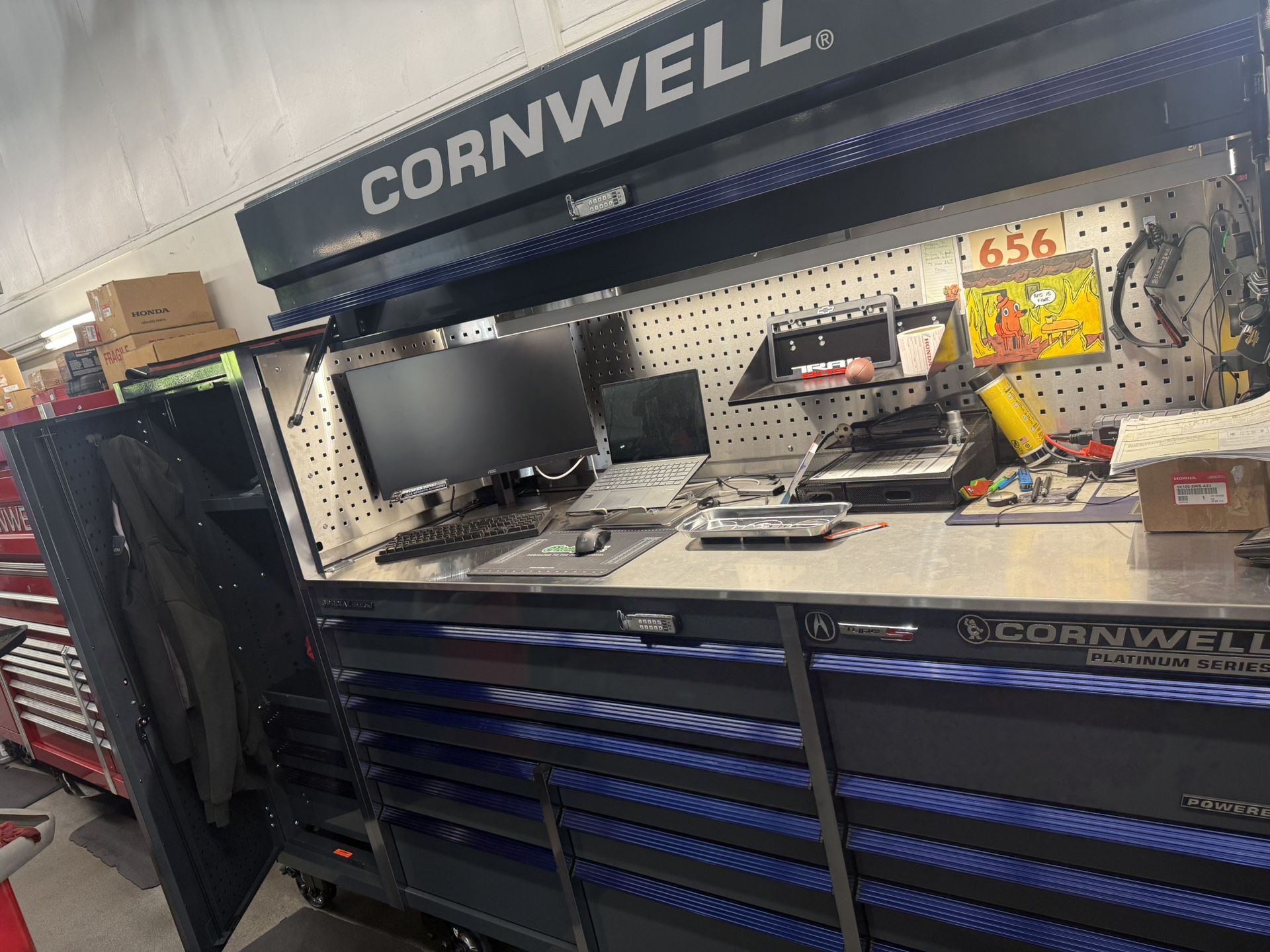 CORNWELL TOOL BOX PLATINUM SERIES