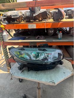 Honda CIVIC RIGHT USED OEM (2016-2018)