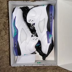Jordan 5 Retro Grape 2025) Size 10.5 Men New 