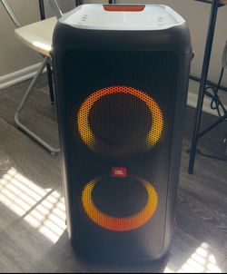 JBL Partybox 300 Bluetooth Speaker