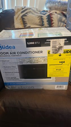 BRAND NEW AC UNIT / OPEN BOX - NEVER USED