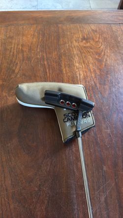 Scotty Cameron Select Newport 2 RH Putter 33”