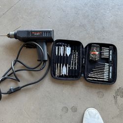 Black & Decker Quick Connect 30 Piece, Drillbit Set And Free Drill
