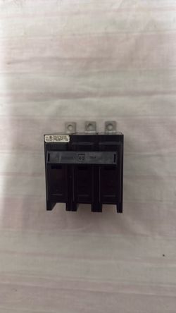 Challenger bolt on breaker