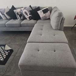 Couch set/ w ottoman