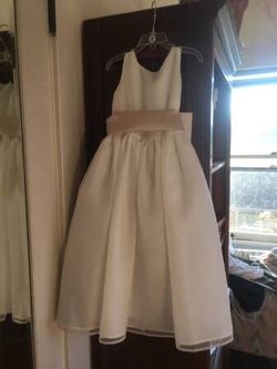 New Flower Girl Dress for 5 or 6 Year Old