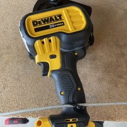Dewalt Electrical cable Cutting Tool