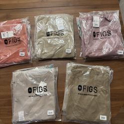 (New) FIGS Women Scrubs 