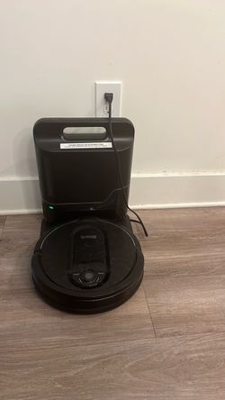 Shark Robot Vacuum with Self-Empty Base