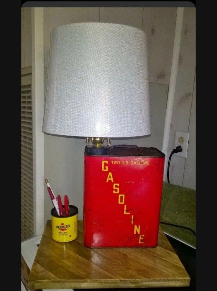 Very Unique Desk Light Pen Holder Gas Can Pennzoil
