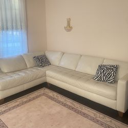 Two-pieces L-shaped leather sofa