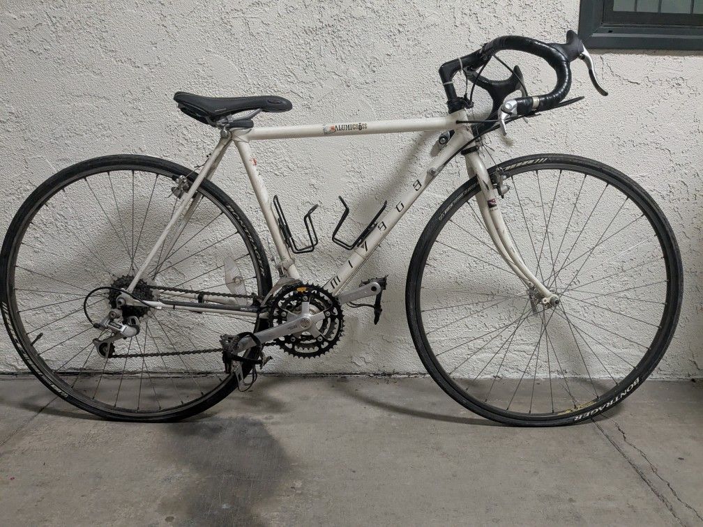Miyata Aluminum Road Bike