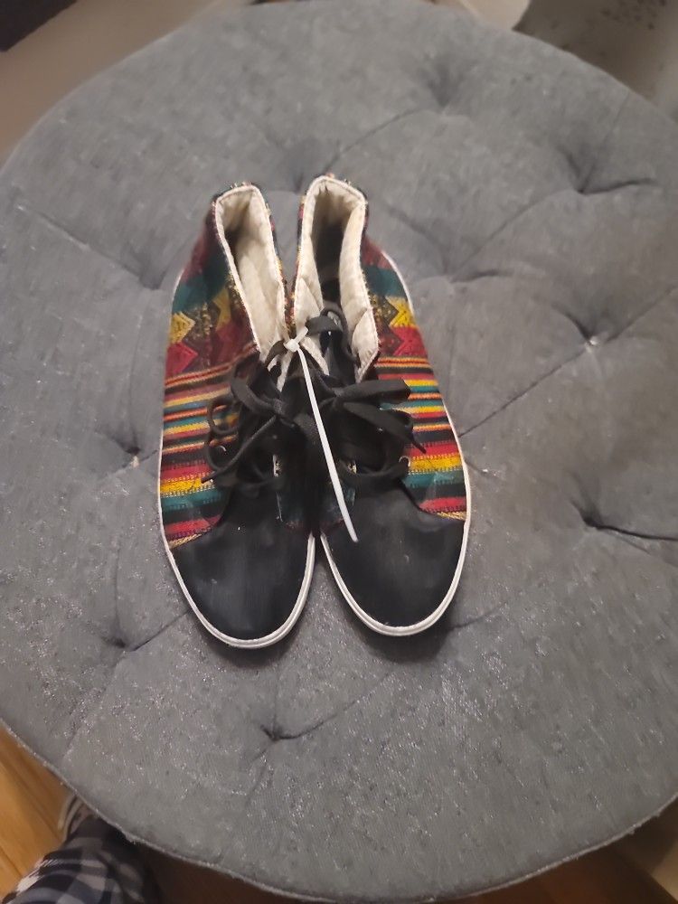 Phuyupata Perubian Rasta Color Sneakers Sz. 5 Men 7 Woman
