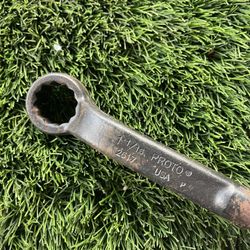 Proto Construction-Structural 12-Point Spud Handle Box-End Wrench Black Finish SAE 1-11/16"