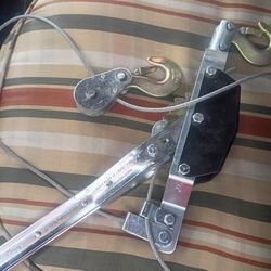 Allied International 65903cb 2 Ton Double Gear Cable Puller