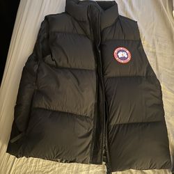 Canadian Goose Lawrence Puffer Vest (Black - Noir)