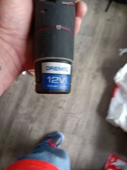 Drill 12 volt cordless works good