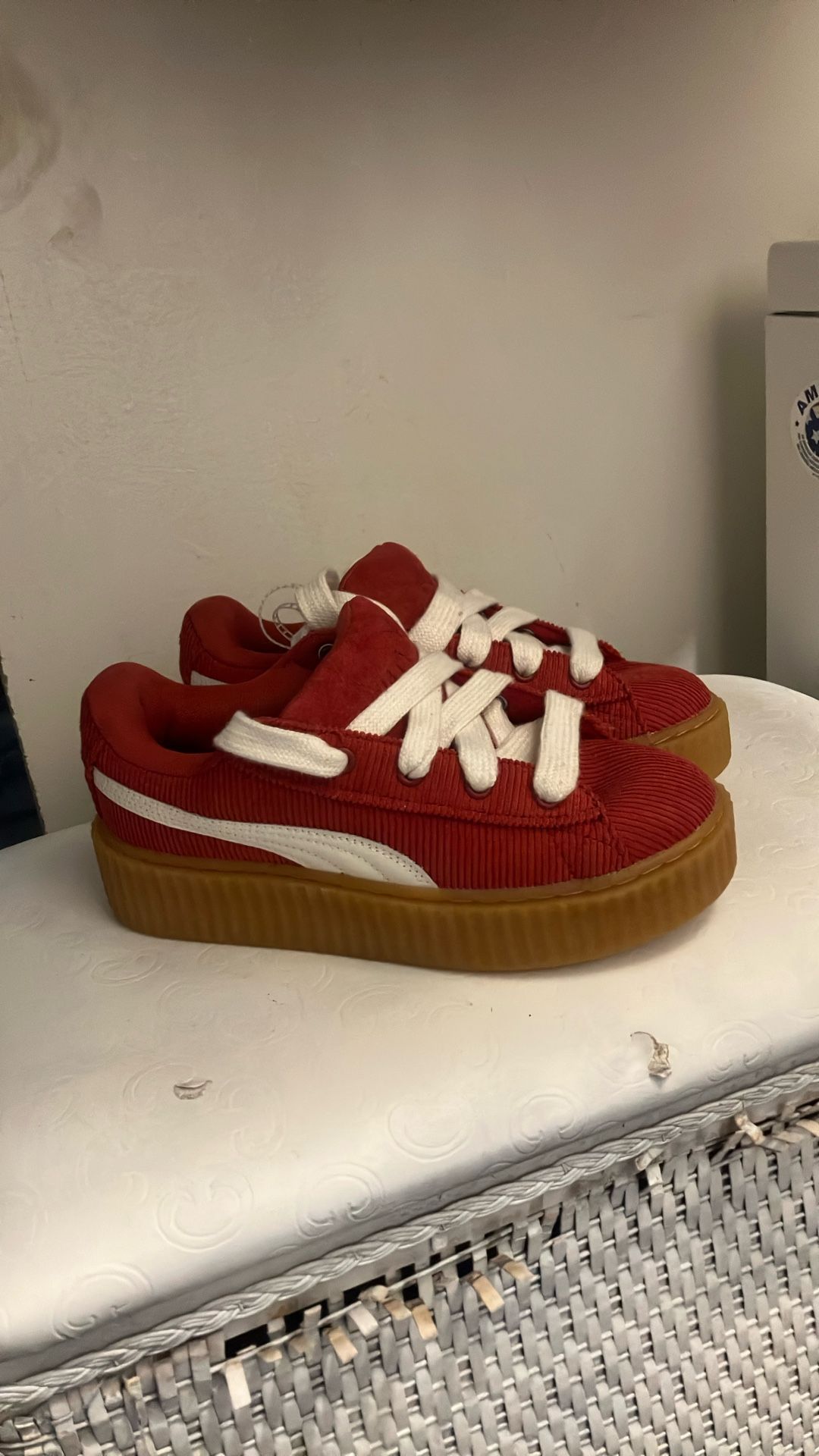 Puma X Fenty (Size 6 Women’s)