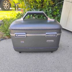 Vanity Vintage American Tourister Train Adjustable Mirror /Makeup Case /Retro Luggage 