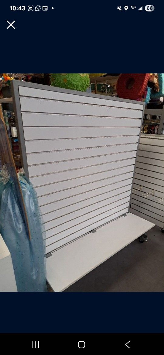 Gondola Shelving